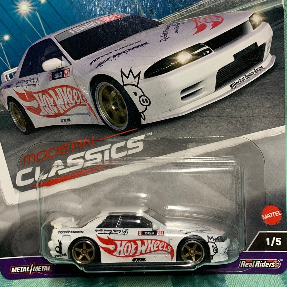 Nissan Skyline GT-R (R32) Pandem Hot Wheels Premium